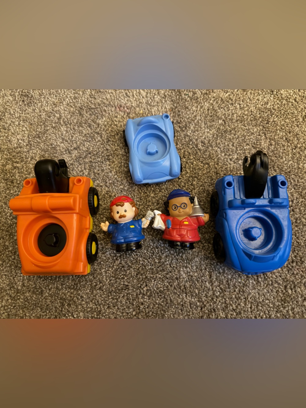 Fisher-Price Orange and Blue Vehicle Playset with Two Figure Friends